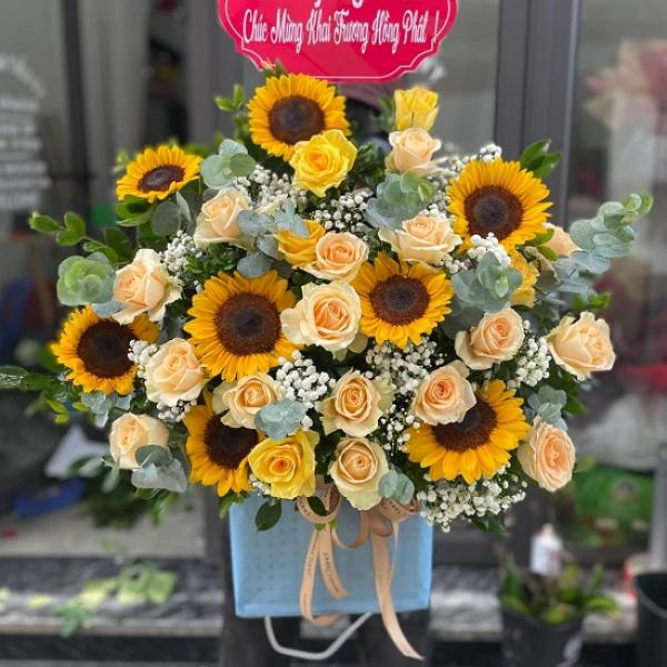 HG2 - Chúc Mừng Ngày Lễ